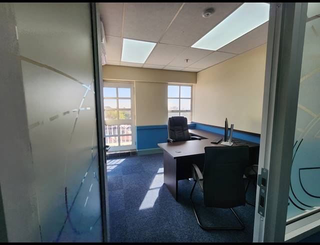 311M² OFFICE TO LET IN FOURWAYS